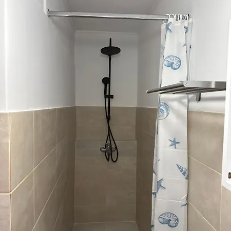 Sam Apartment *