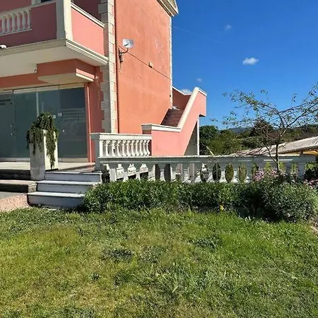 Sam Apartment